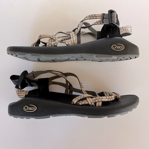 Chaco ZX/2 Dual Adjustable Straps Classic Sandal in Yampa Light Beam, size 9 - Picture 11 of 13